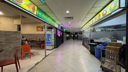 Lucky Plaza (D9), Retail #495670601